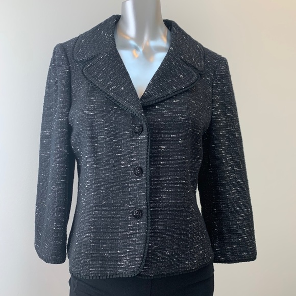 Ann Taylor Jackets & Blazers - ANN TAYLOR 🖤 Tweed Blazer - Amazing!